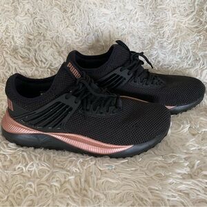 Women’s Puma Size 10